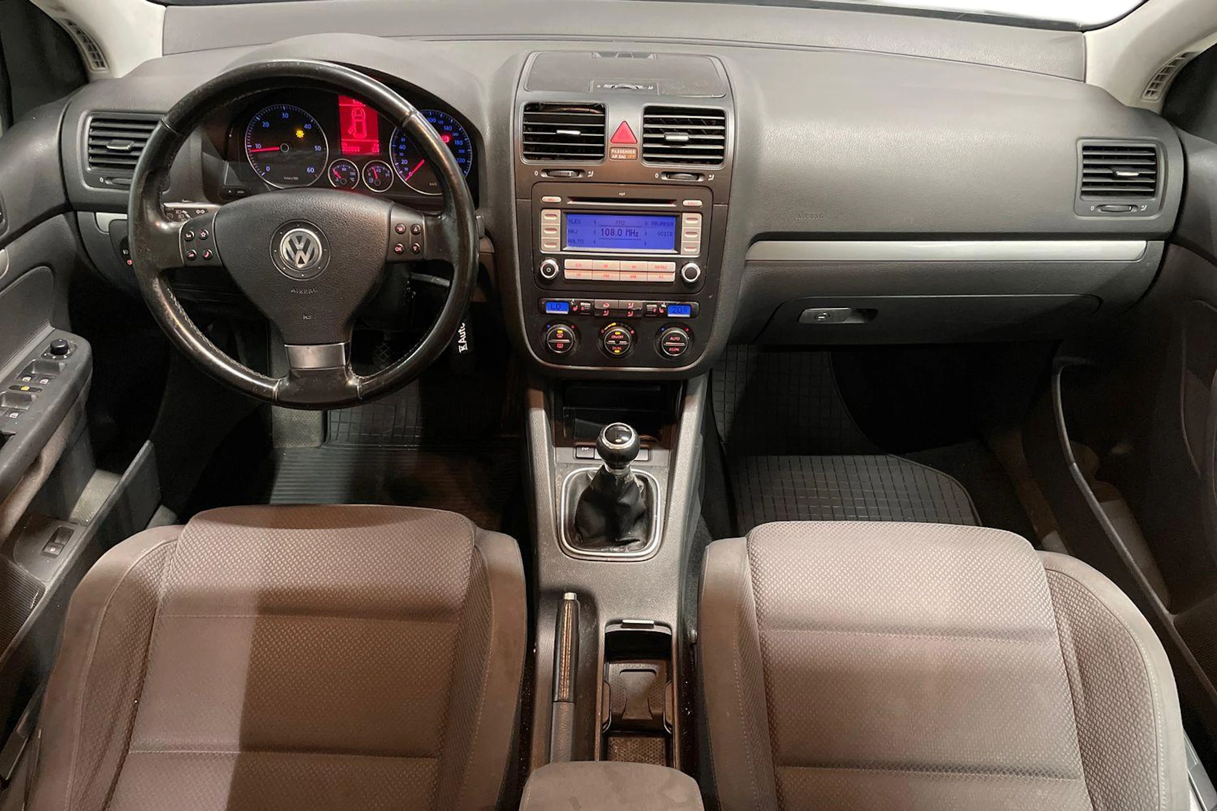 sininen Volkswagen Golf 2006 kuva 7.