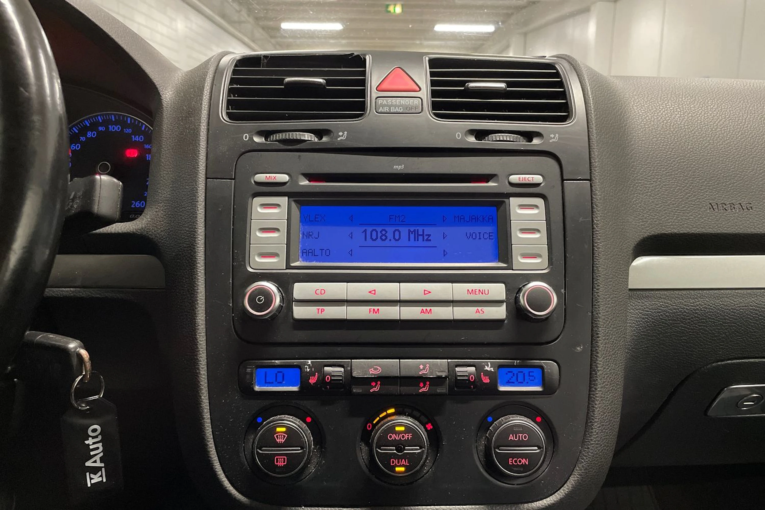 sininen Volkswagen Golf 2006 kuva 12.