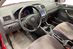 Punainen Volkswagen GOLF 2006 kuva 6.