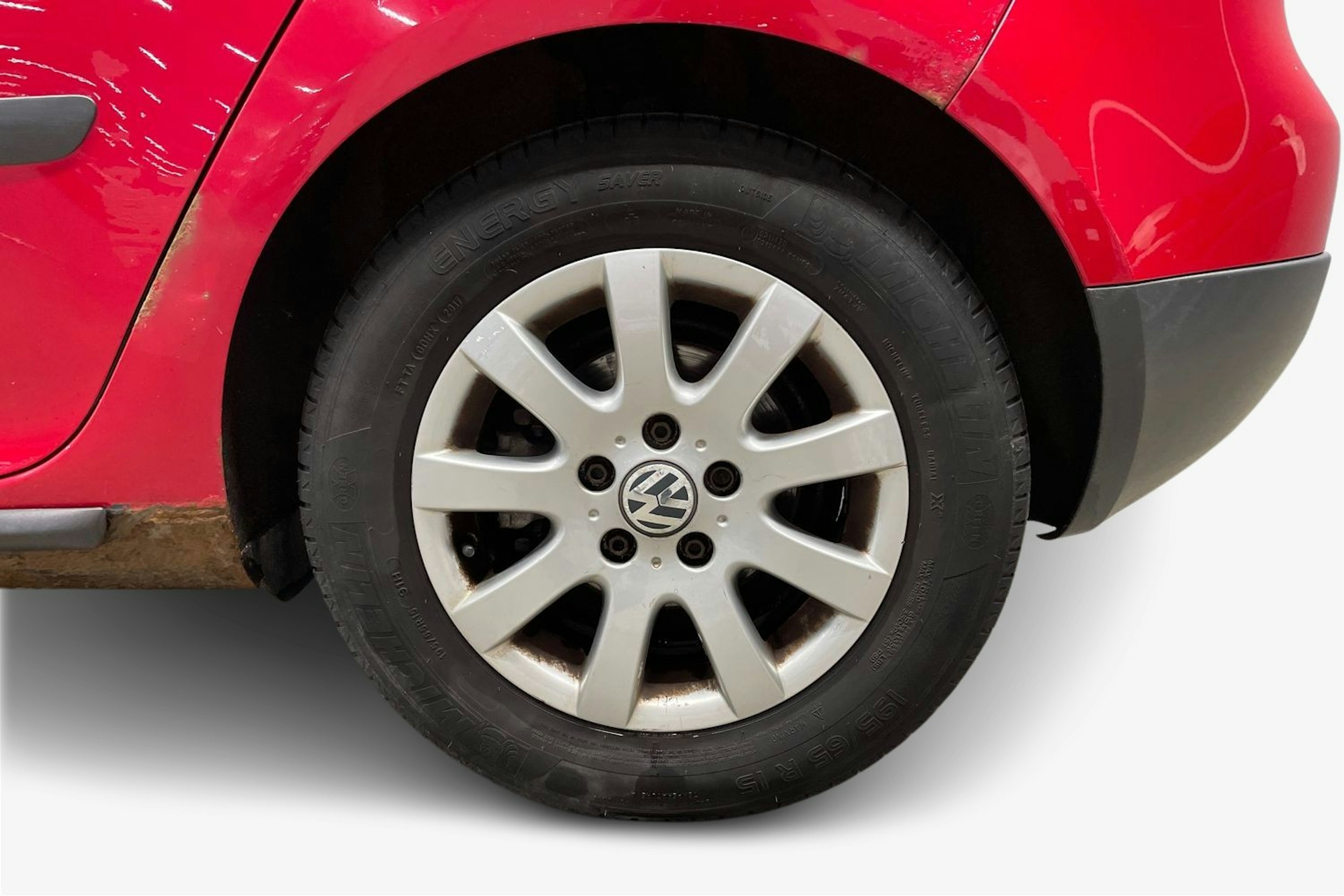 Punainen Volkswagen GOLF 2006 kuva 9.