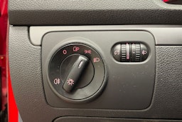 Punainen Volkswagen GOLF 2006 kuva 17.