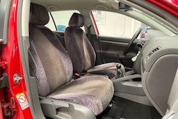 Punainen Volkswagen GOLF 2006 kuva 18.