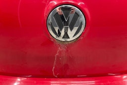 Punainen Volkswagen GOLF 2006 kuva 30.