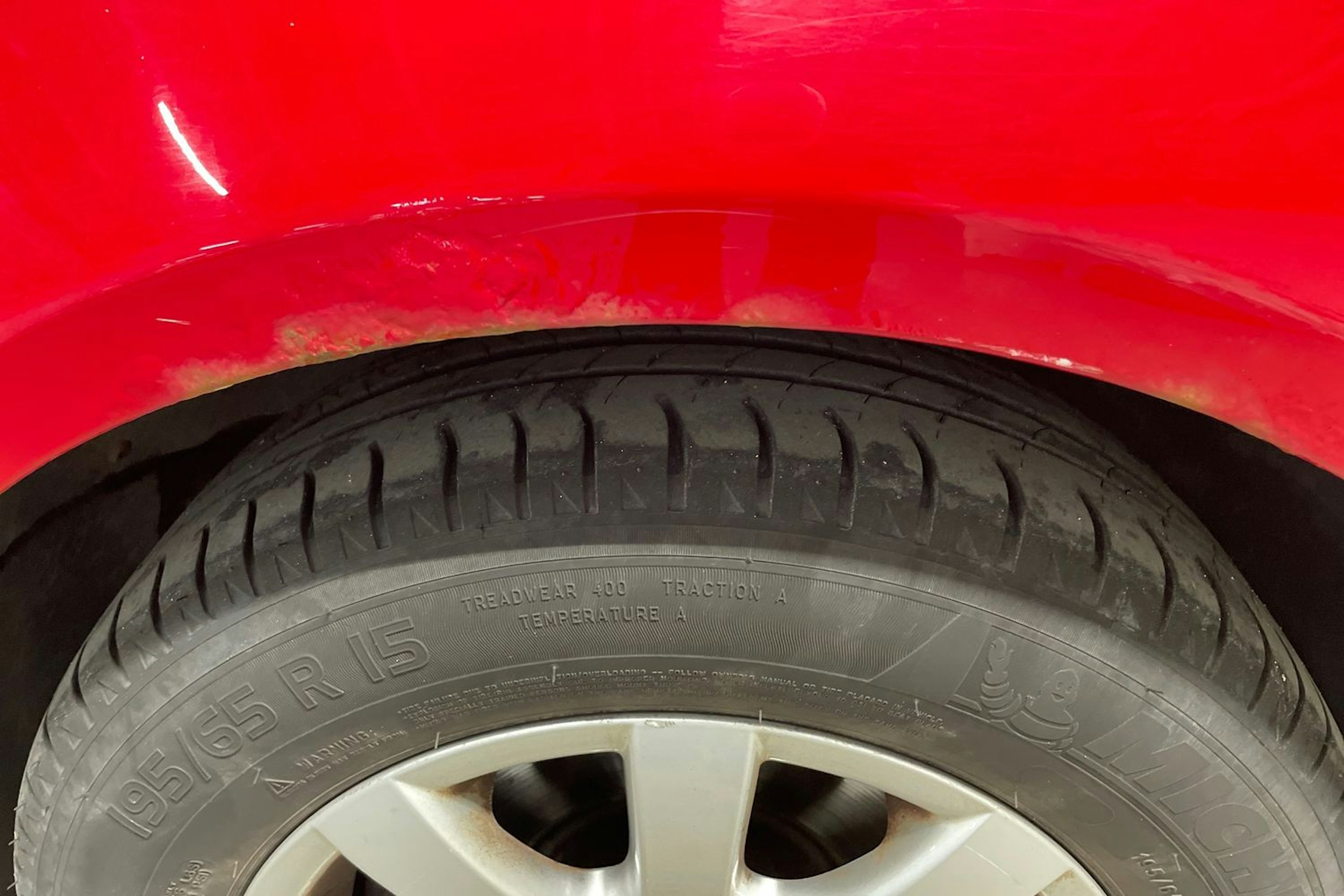 Punainen Volkswagen GOLF 2006 kuva 34.