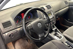 harmaa Volkswagen Golf 2007 kuva 6.