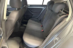 harmaa Volkswagen Golf 2007 kuva 8.