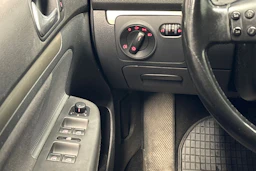 harmaa Volkswagen Golf 2007 kuva 15.