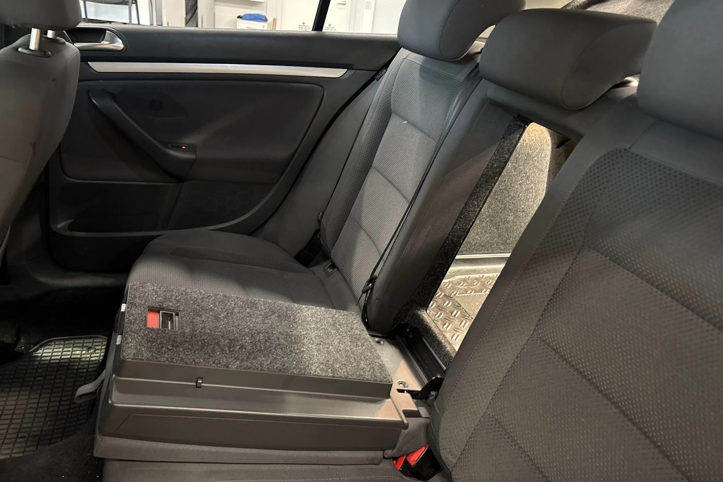 harmaa Volkswagen Golf 2007 kuva 16.