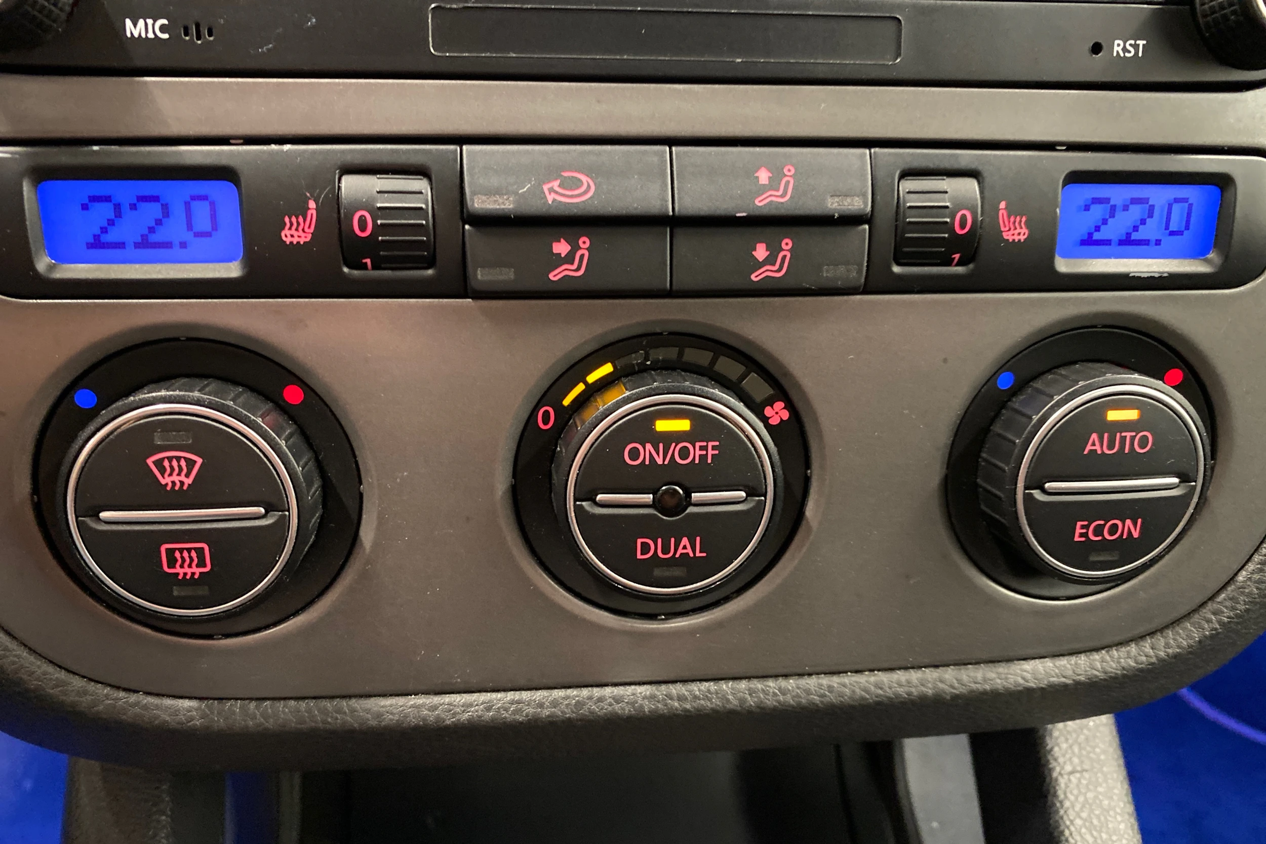 musta Volkswagen Golf 2007 kuva 21.