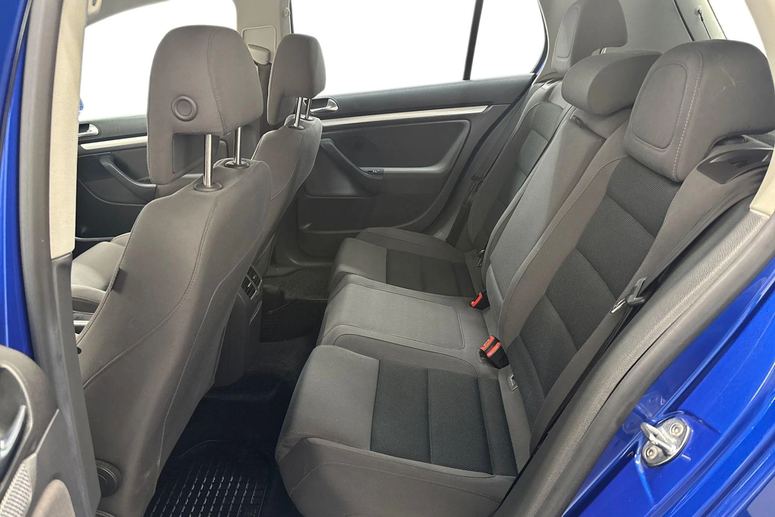 sininen Volkswagen Golf 2007 kuva 8.