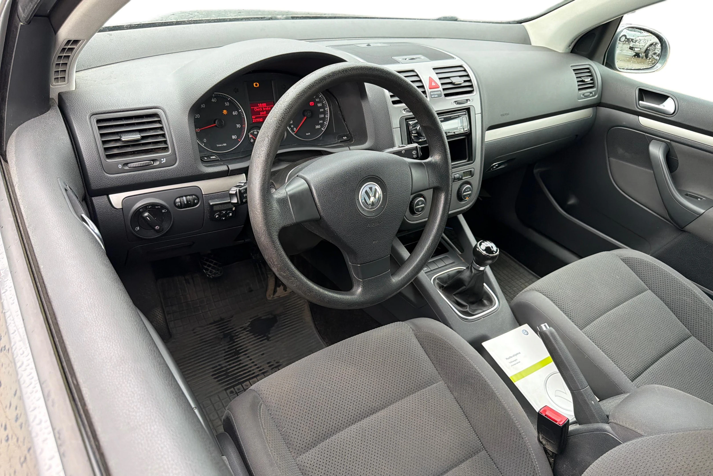harmaa Volkswagen Golf 2007 kuva 6.