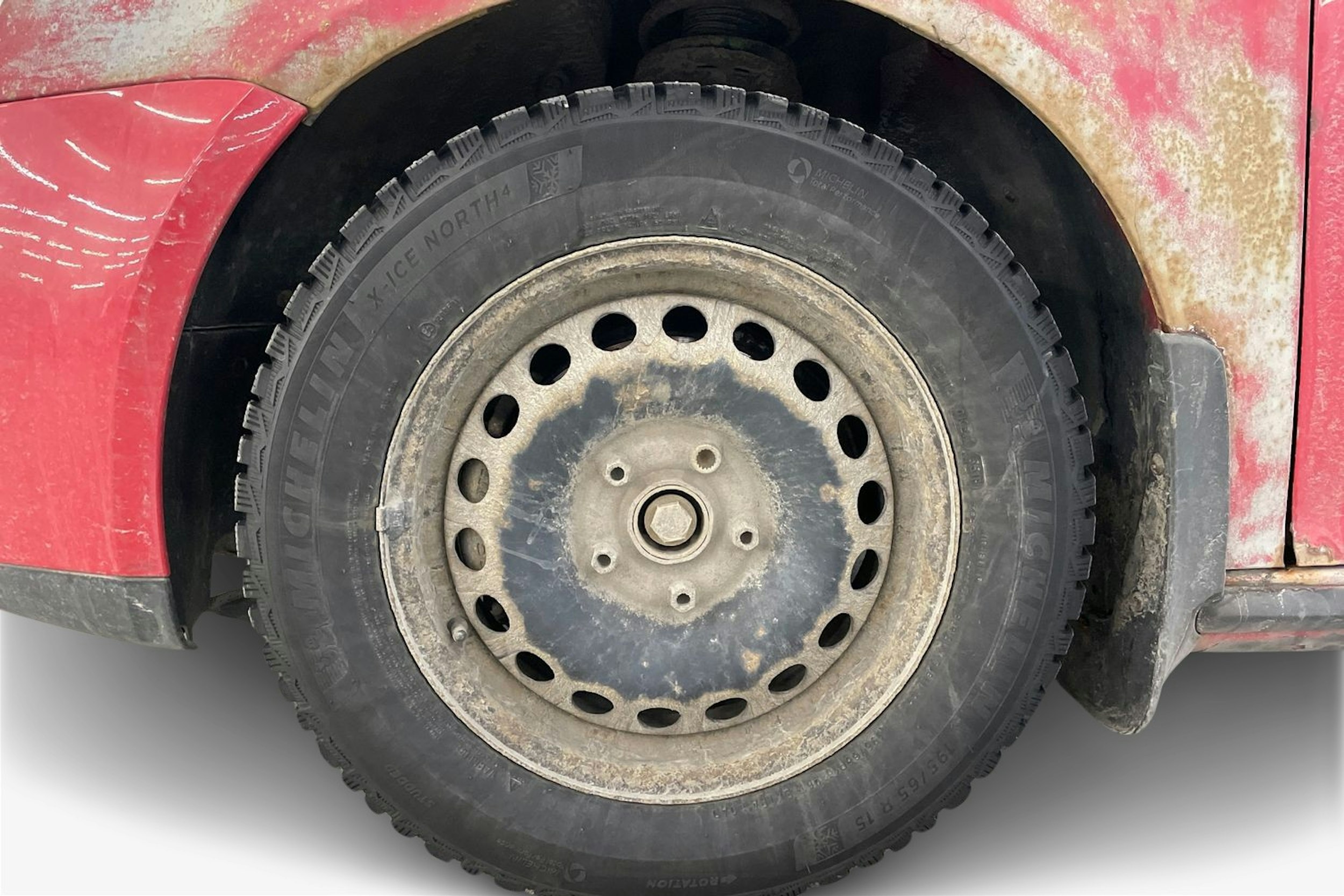 Punainen Volkswagen GOLF 2007 kuva 9.