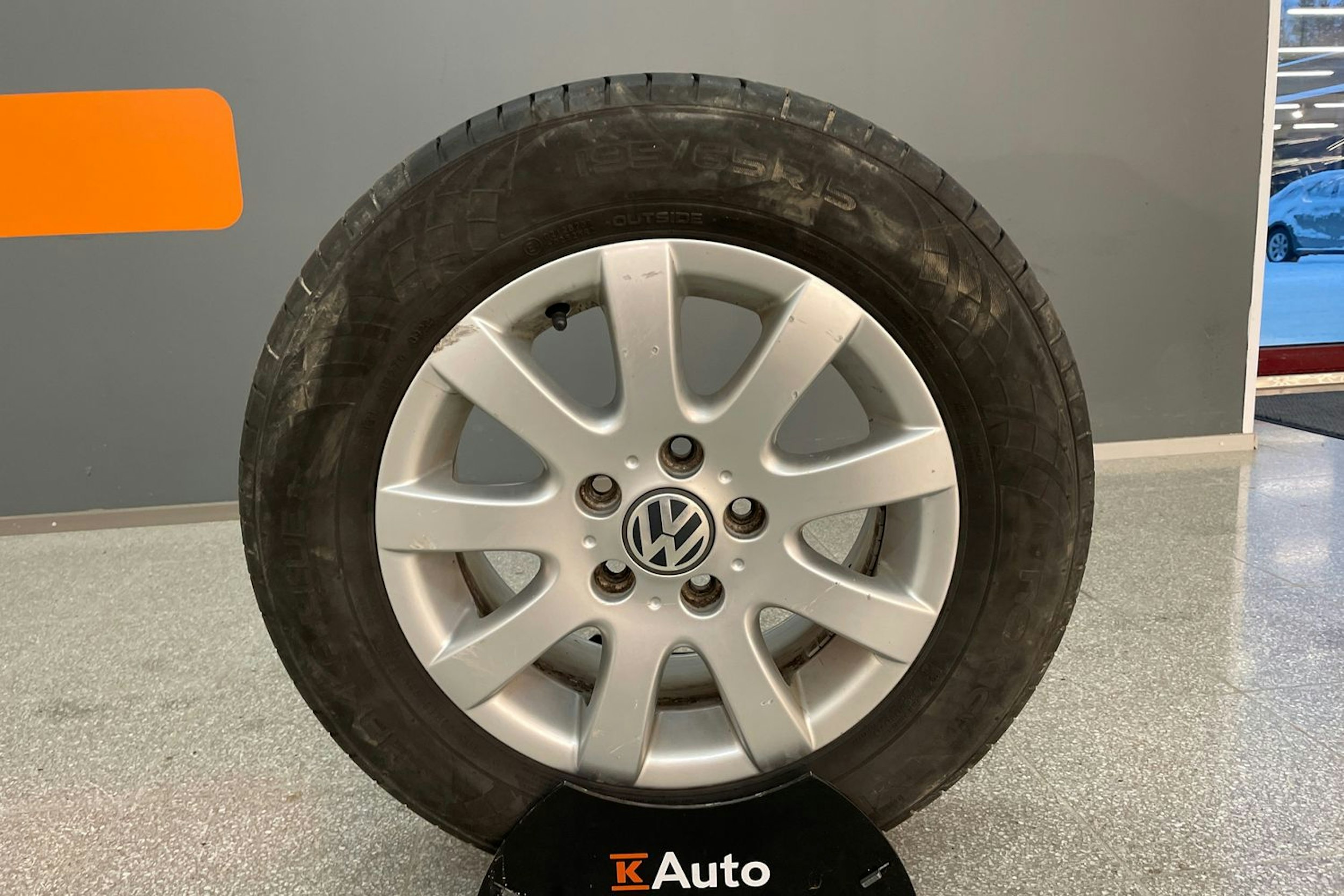 Punainen Volkswagen GOLF 2007 kuva 10.