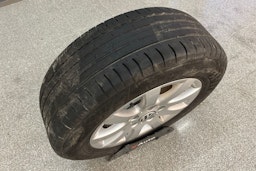 Punainen Volkswagen GOLF 2007 kuva 11.