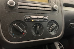 Punainen Volkswagen GOLF 2007 kuva 16.