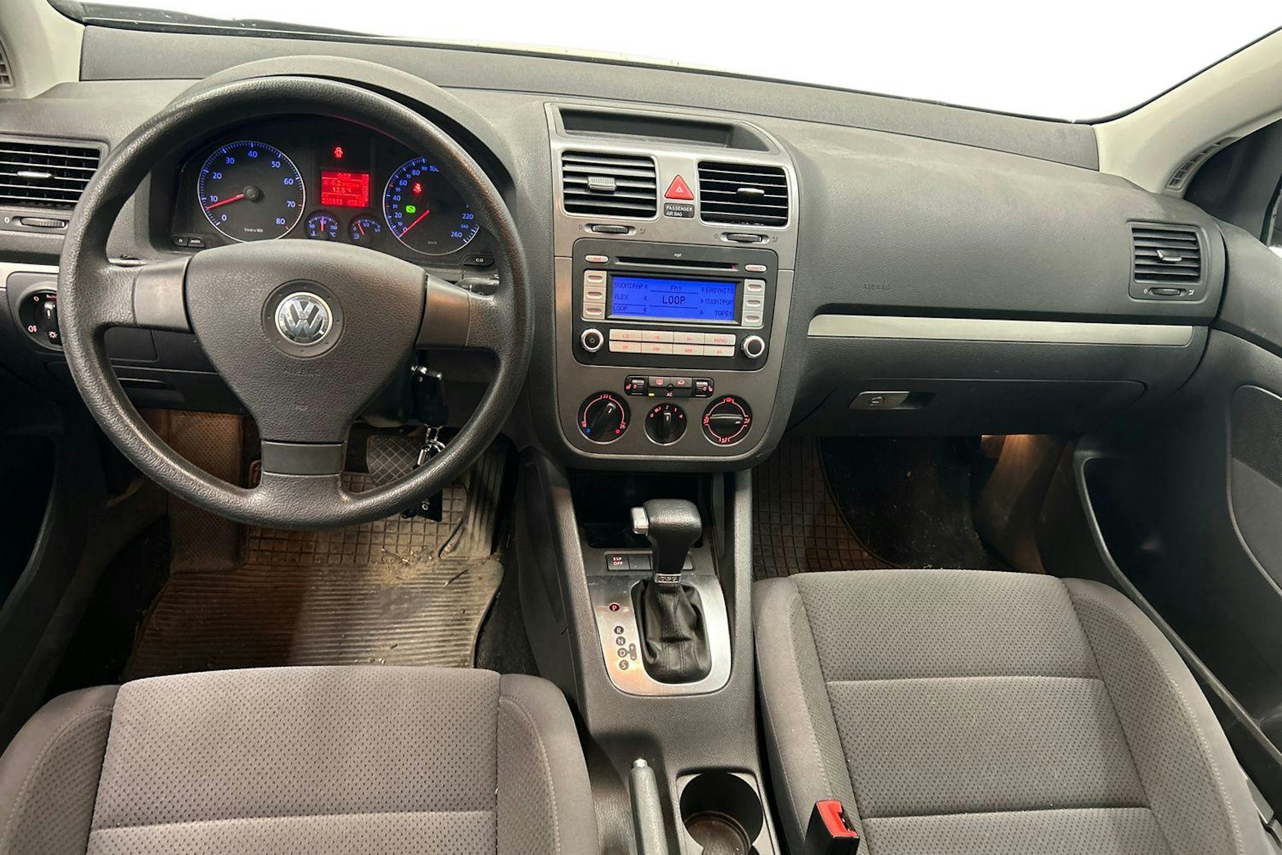 vihreä Volkswagen Golf 2008 kuva 7.