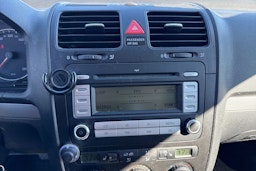 sininen Volkswagen Golf 2008 kuva 16.
