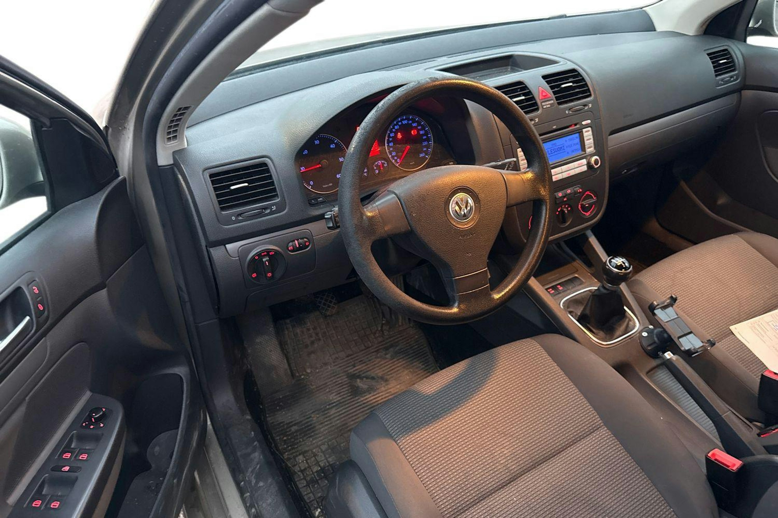 Ruskea (beige) Volkswagen GOLF 2008 kuva 6.