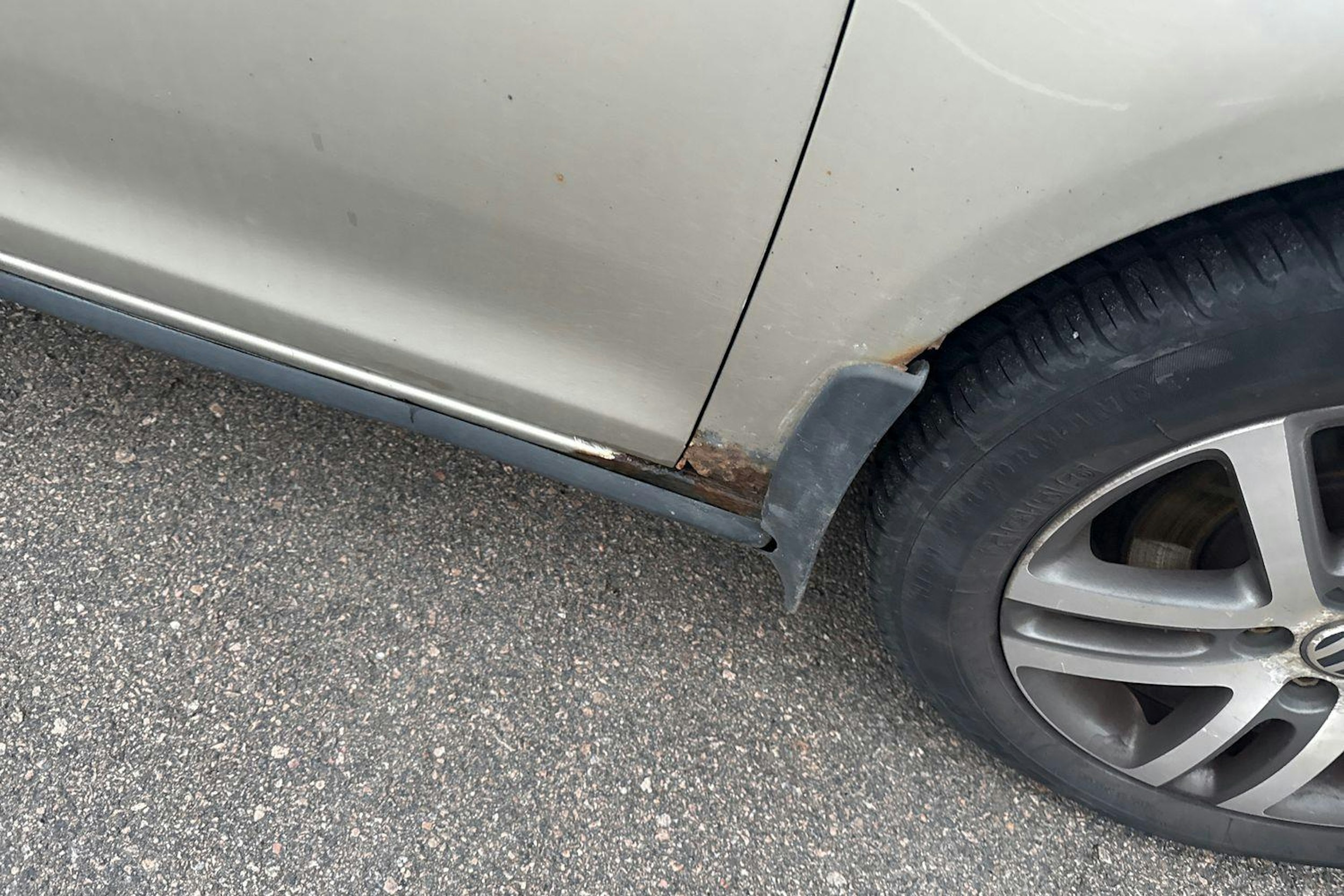 Ruskea (beige) Volkswagen GOLF 2008 kuva 19.