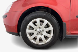 Punainen Volkswagen GOLF 2008 kuva 9.