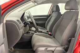 Punainen Volkswagen GOLF 2008 kuva 12.