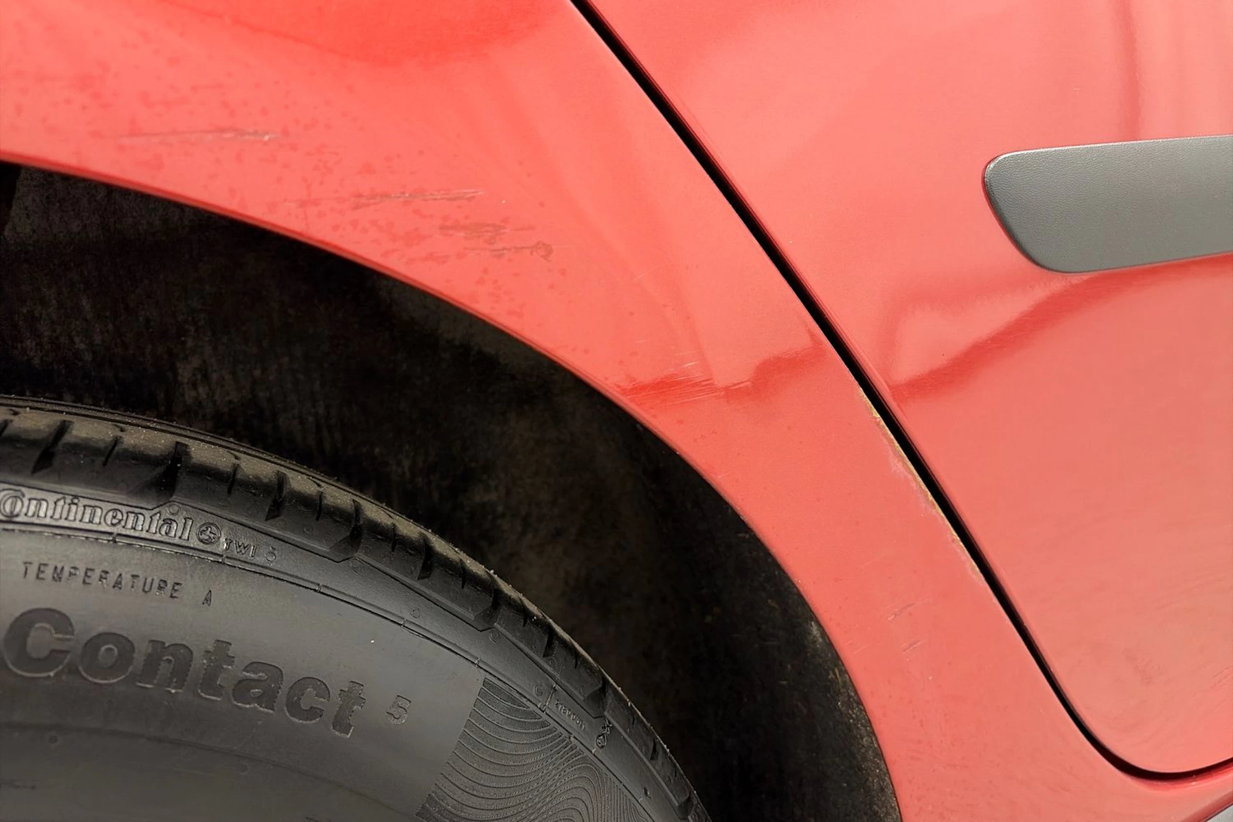 Punainen Volkswagen GOLF 2008 kuva 25.