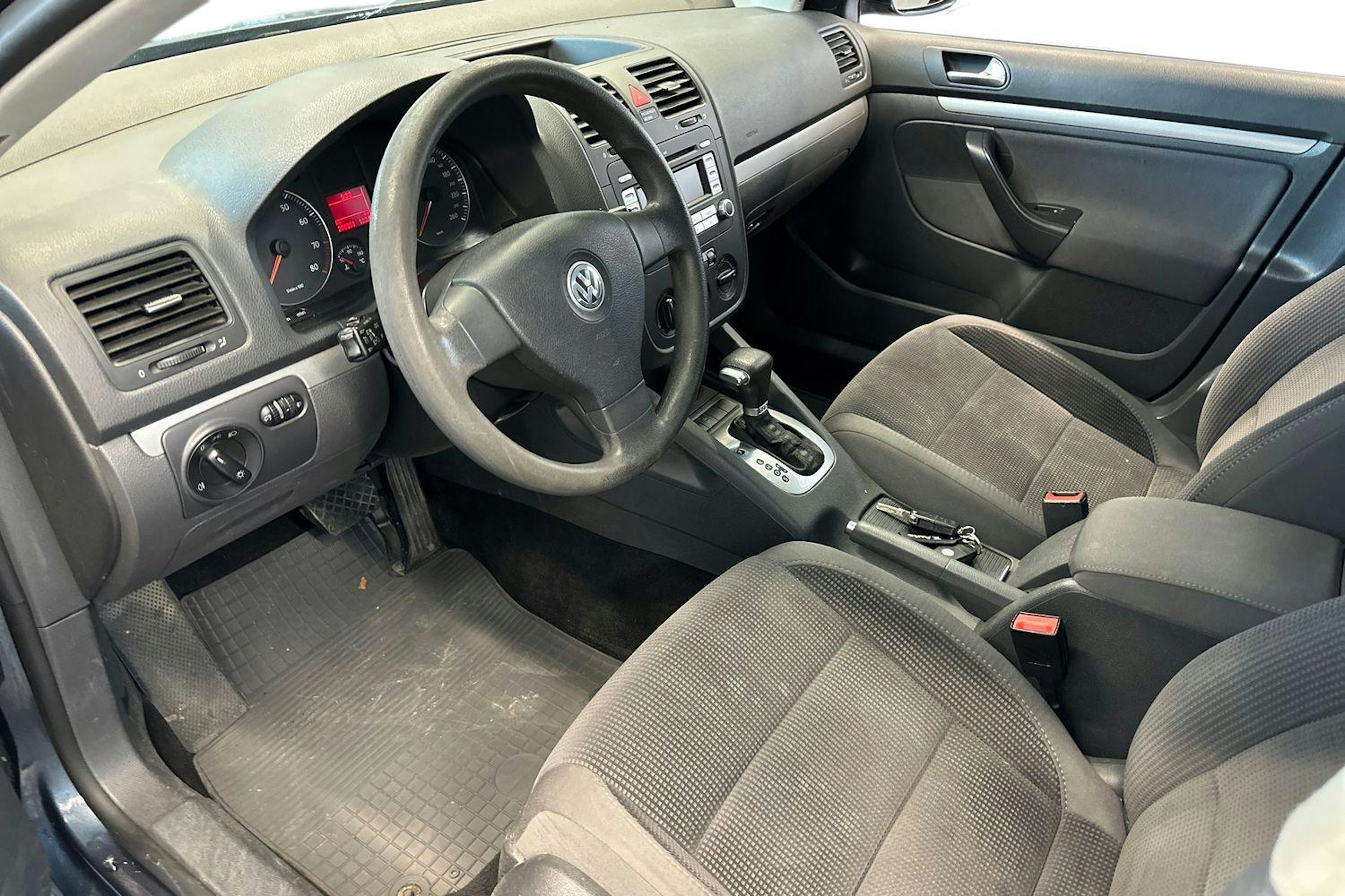 sininen Volkswagen Golf 2008 kuva 6.