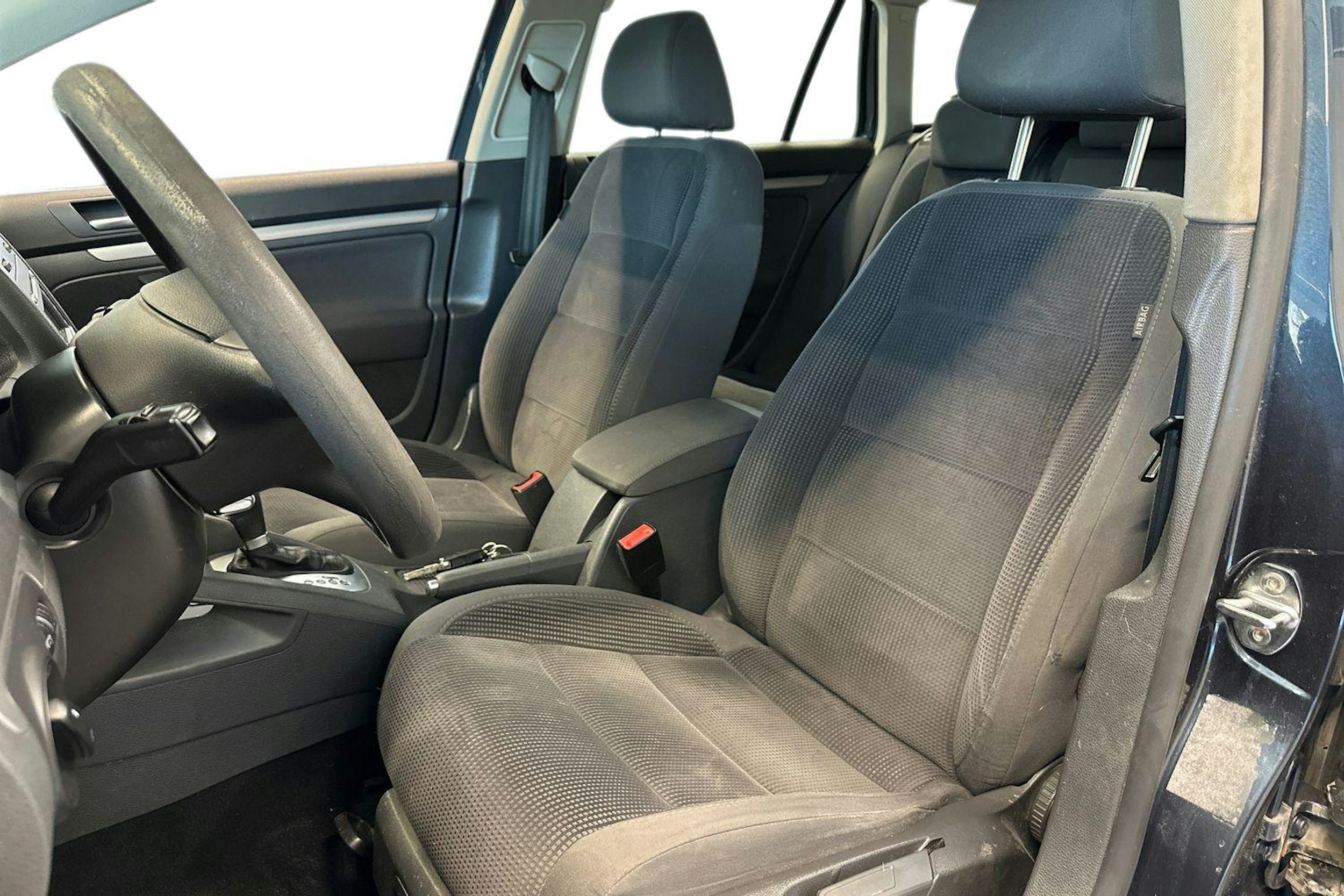 sininen Volkswagen Golf 2008 kuva 7.