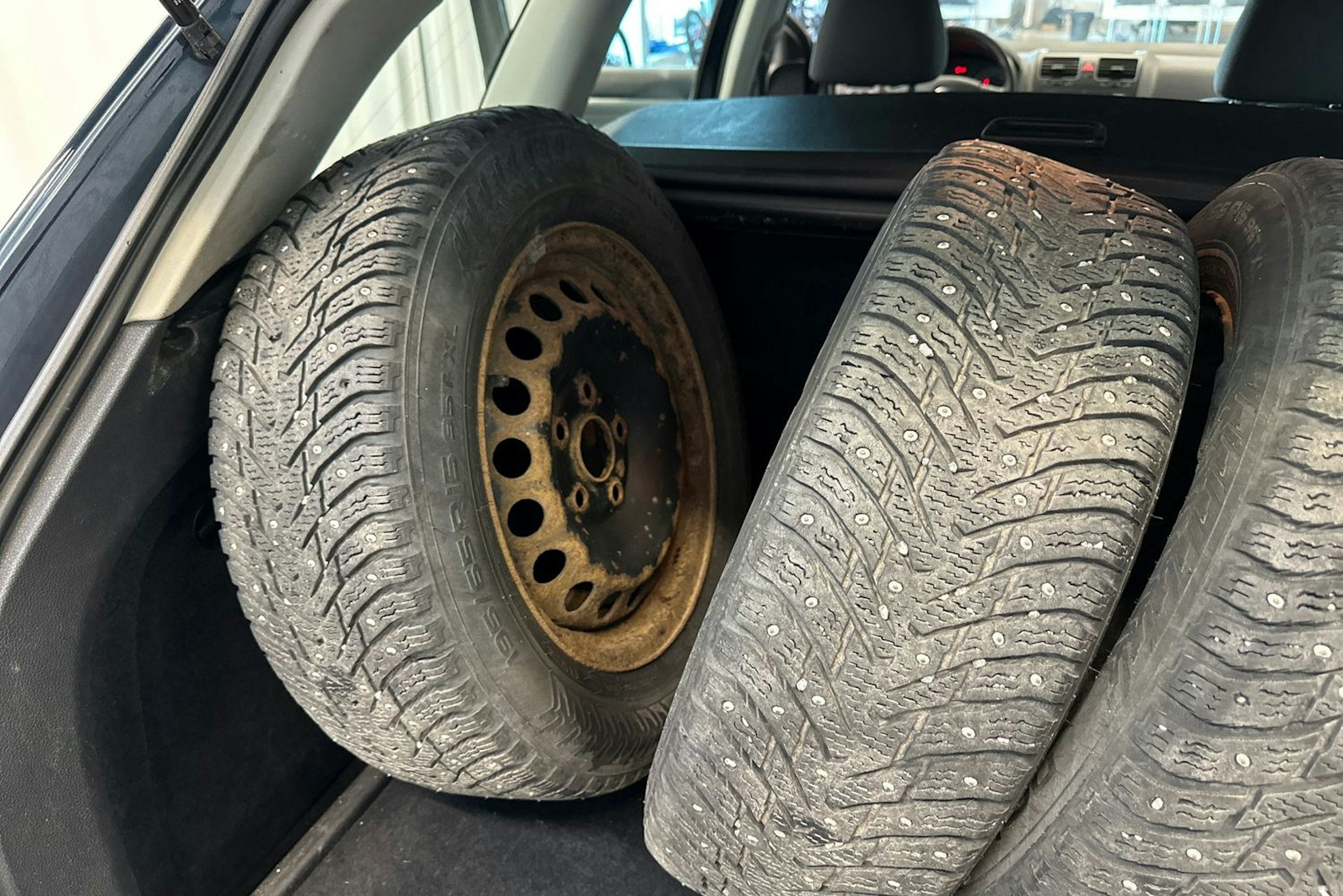 sininen Volkswagen Golf 2008 kuva 10.