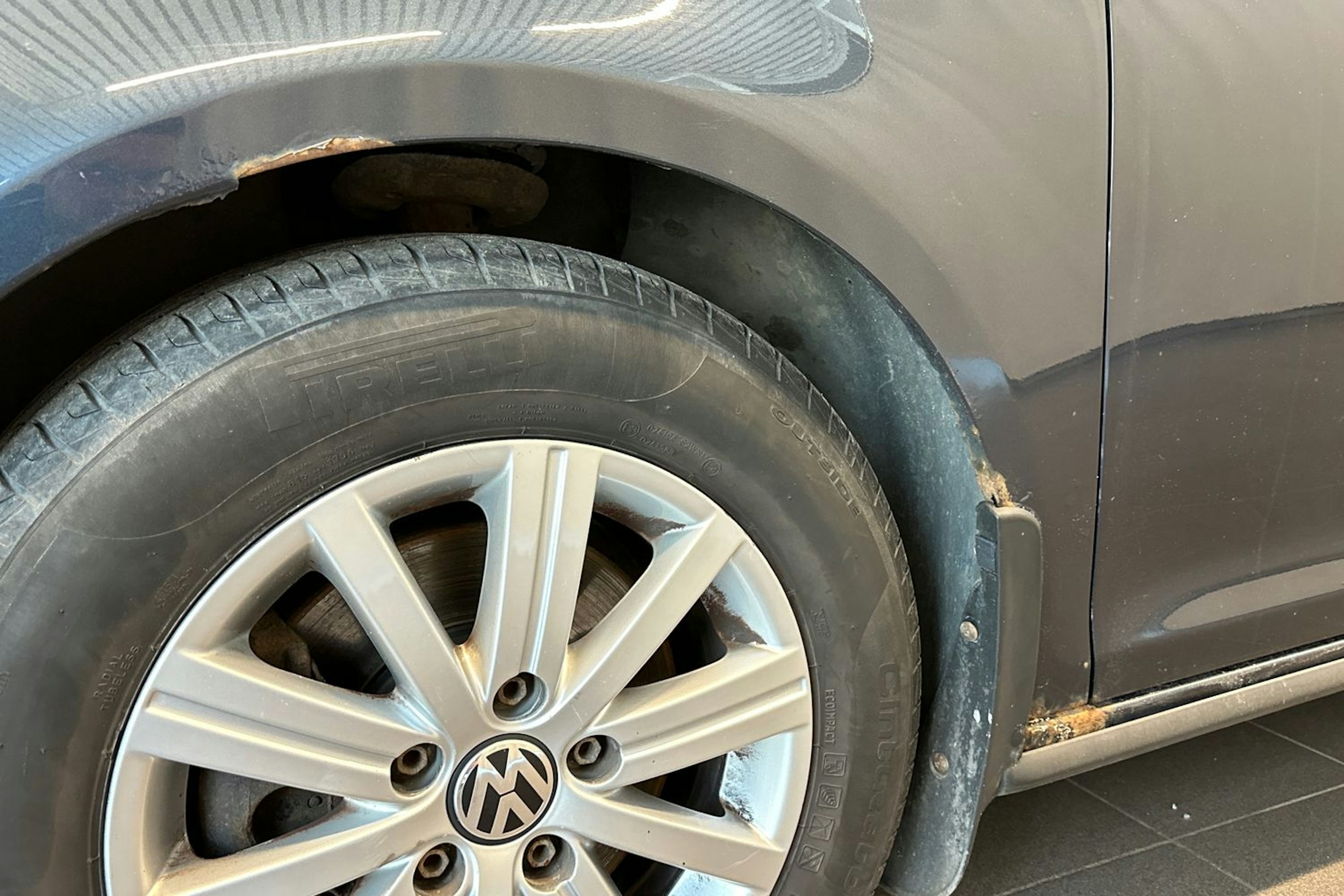 sininen Volkswagen Golf 2008 kuva 14.