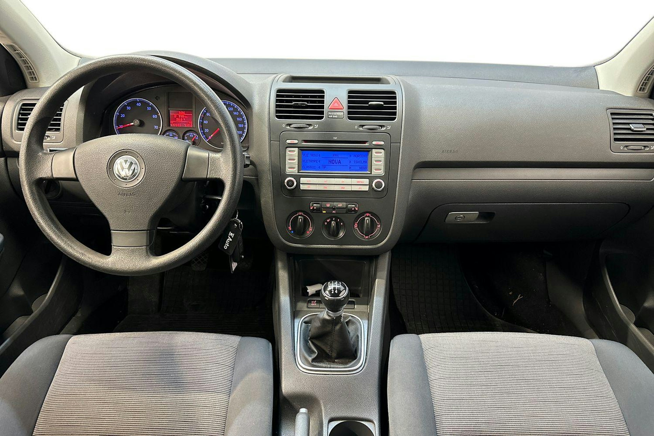Punainen Volkswagen GOLF 2008 kuva 10.