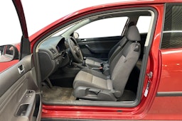 Punainen Volkswagen GOLF 2008 kuva 11.