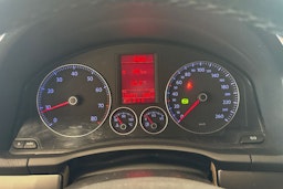 musta Volkswagen Golf 2008 kuva 17.