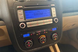 musta Volkswagen Golf 2008 kuva 19.