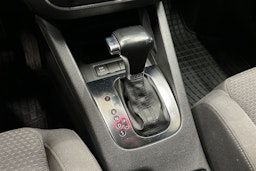 musta Volkswagen Golf 2008 kuva 19.