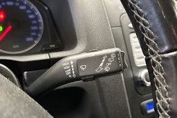 musta Volkswagen Golf 2008 kuva 22.