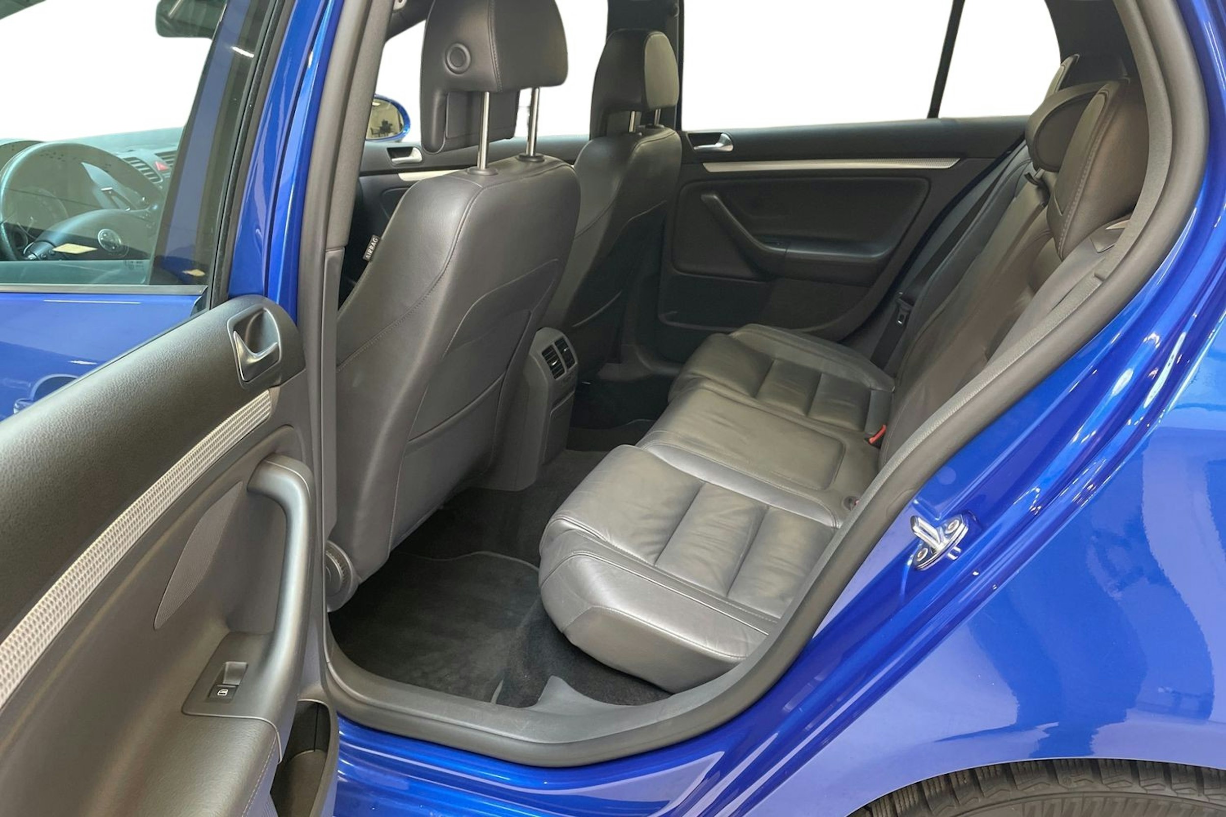 sininen Volkswagen Golf 2008 kuva 10.