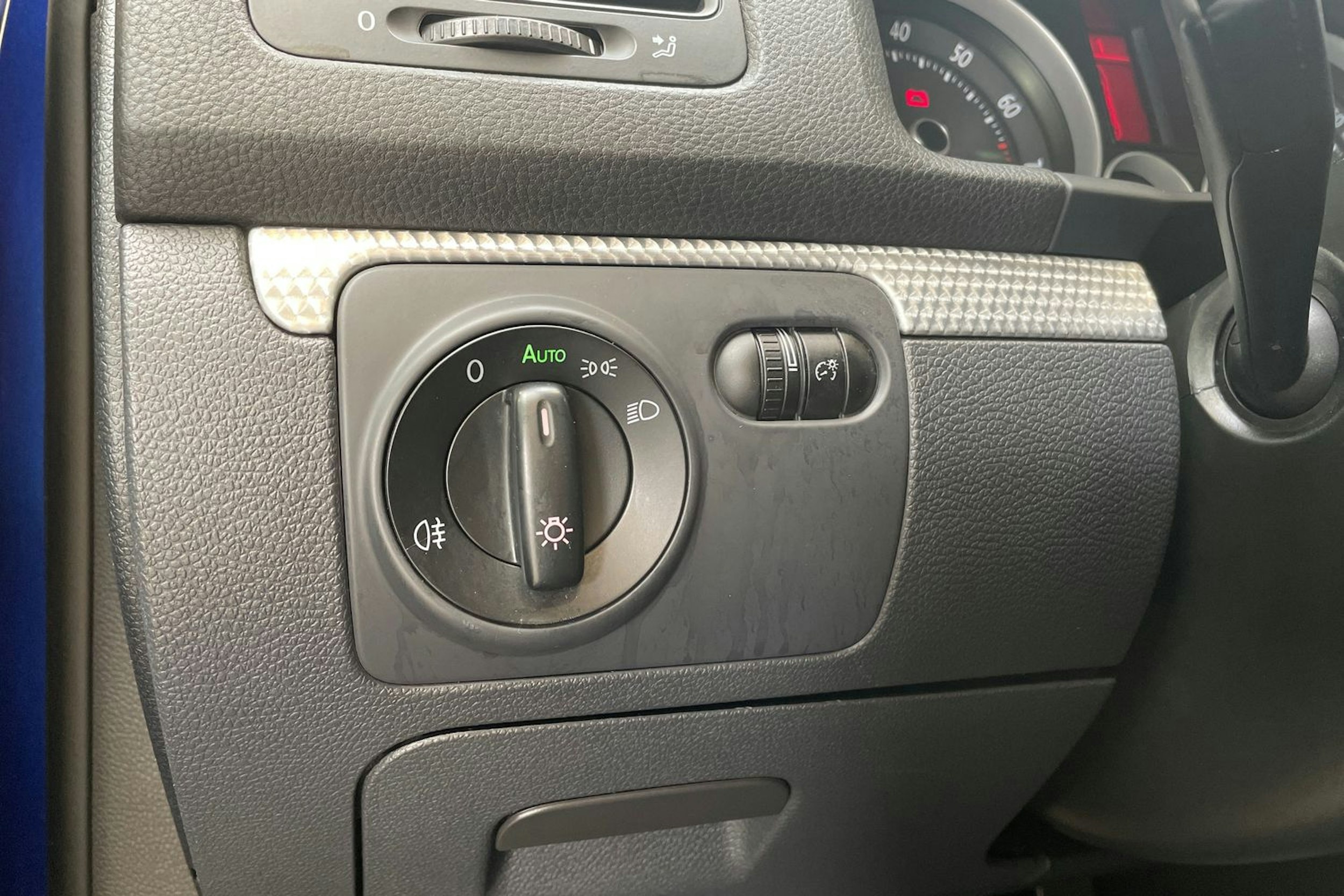 sininen Volkswagen Golf 2008 kuva 24.