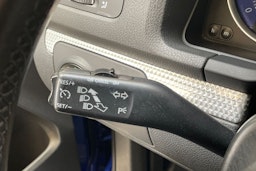 sininen Volkswagen Golf 2008 kuva 25.