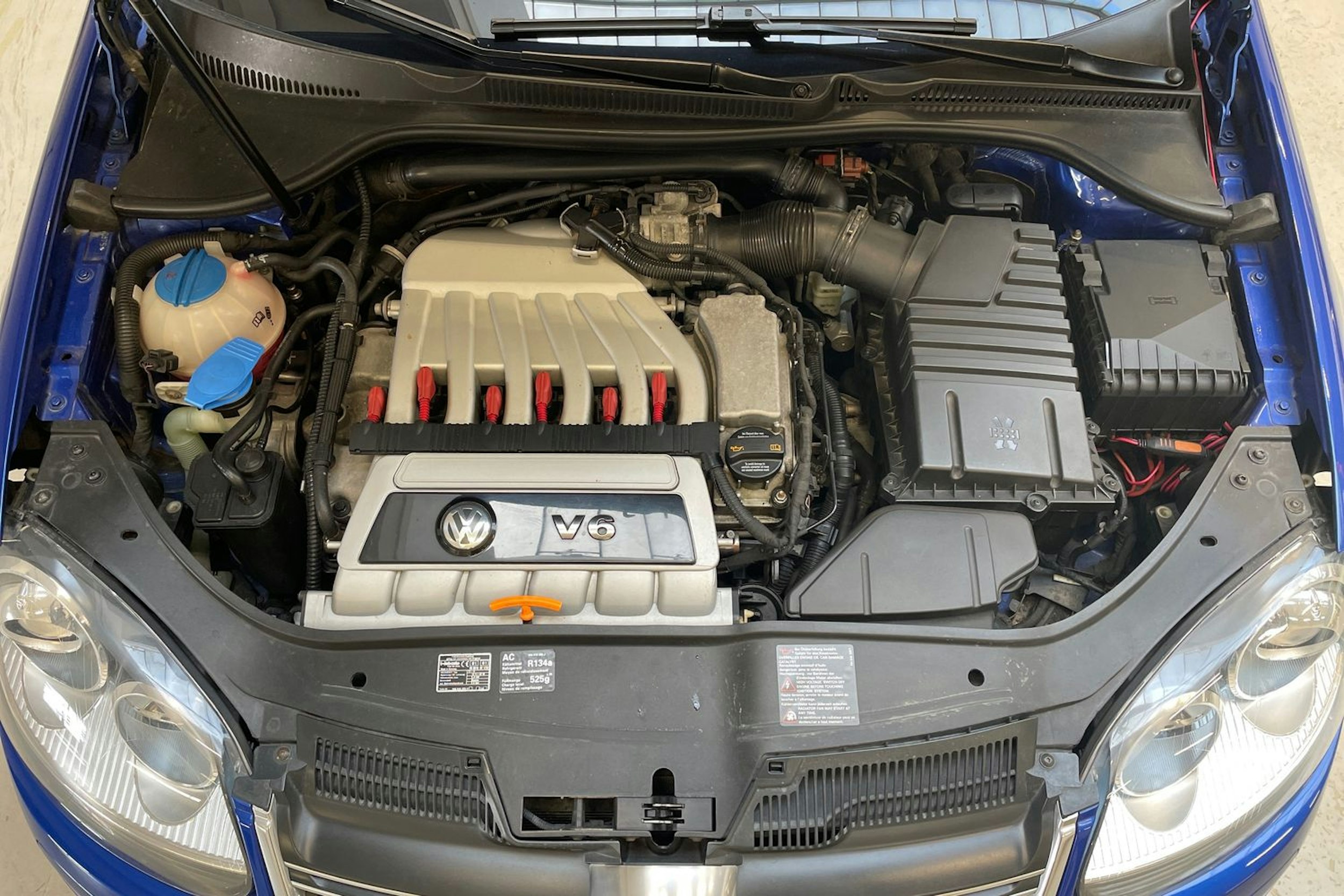 sininen Volkswagen Golf 2008 kuva 33.