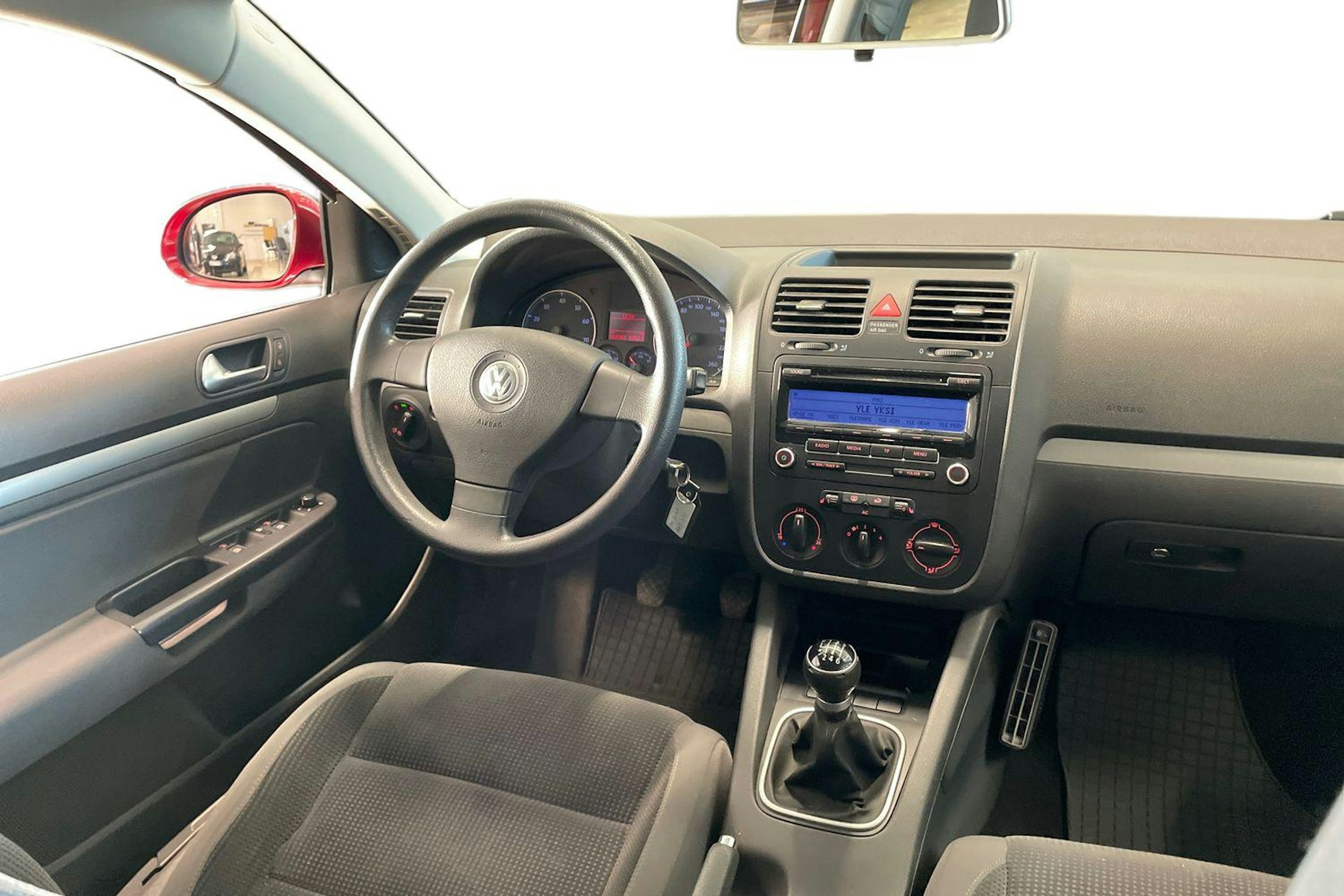 met. punainen Volkswagen Golf 2009 kuva 9.