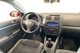 met. punainen Volkswagen Golf 2009 kuva 9.