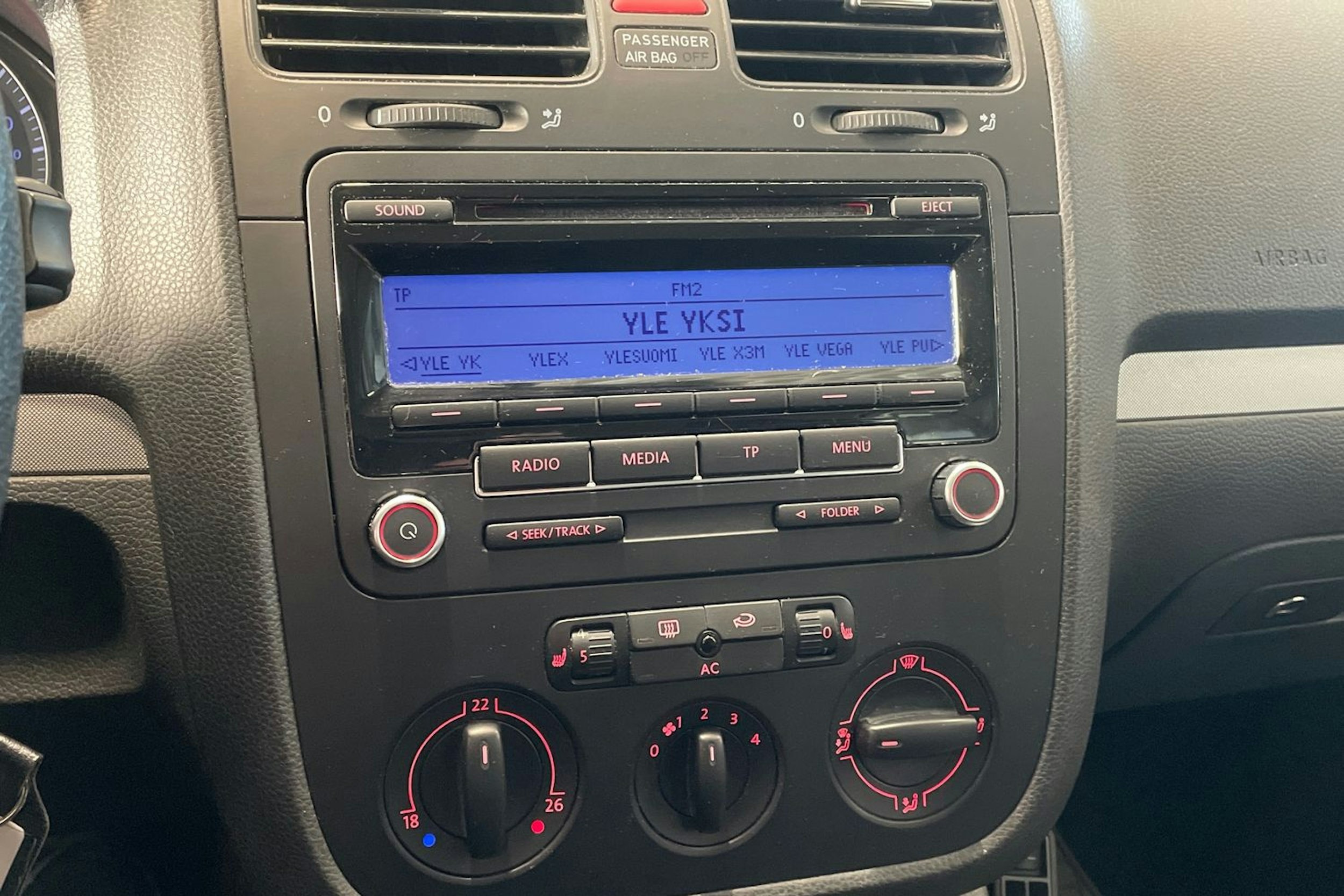 met. punainen Volkswagen Golf 2009 kuva 19.