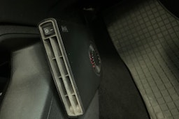 met. punainen Volkswagen Golf 2009 kuva 22.