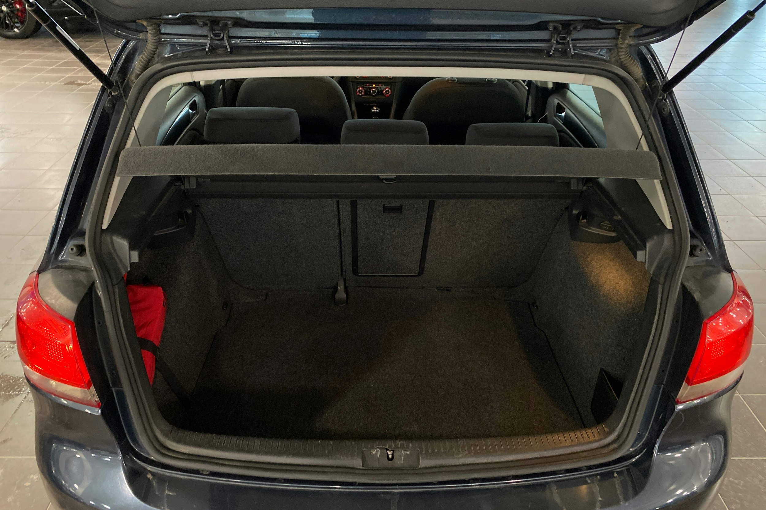 sininen Volkswagen Golf 2009 kuva 11.