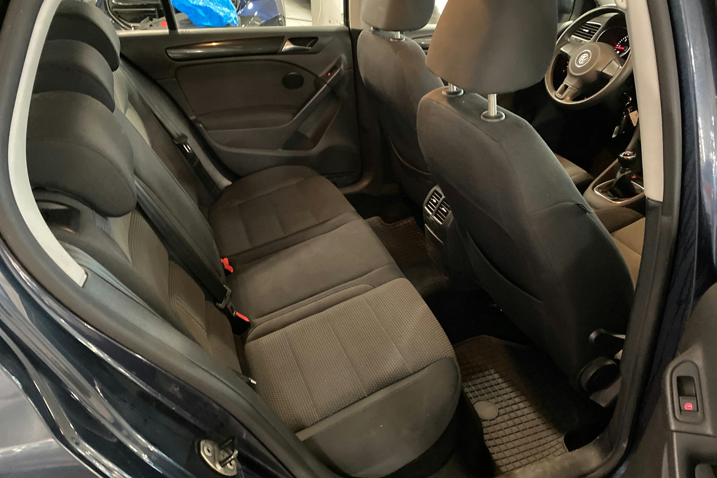 sininen Volkswagen Golf 2009 kuva 12.