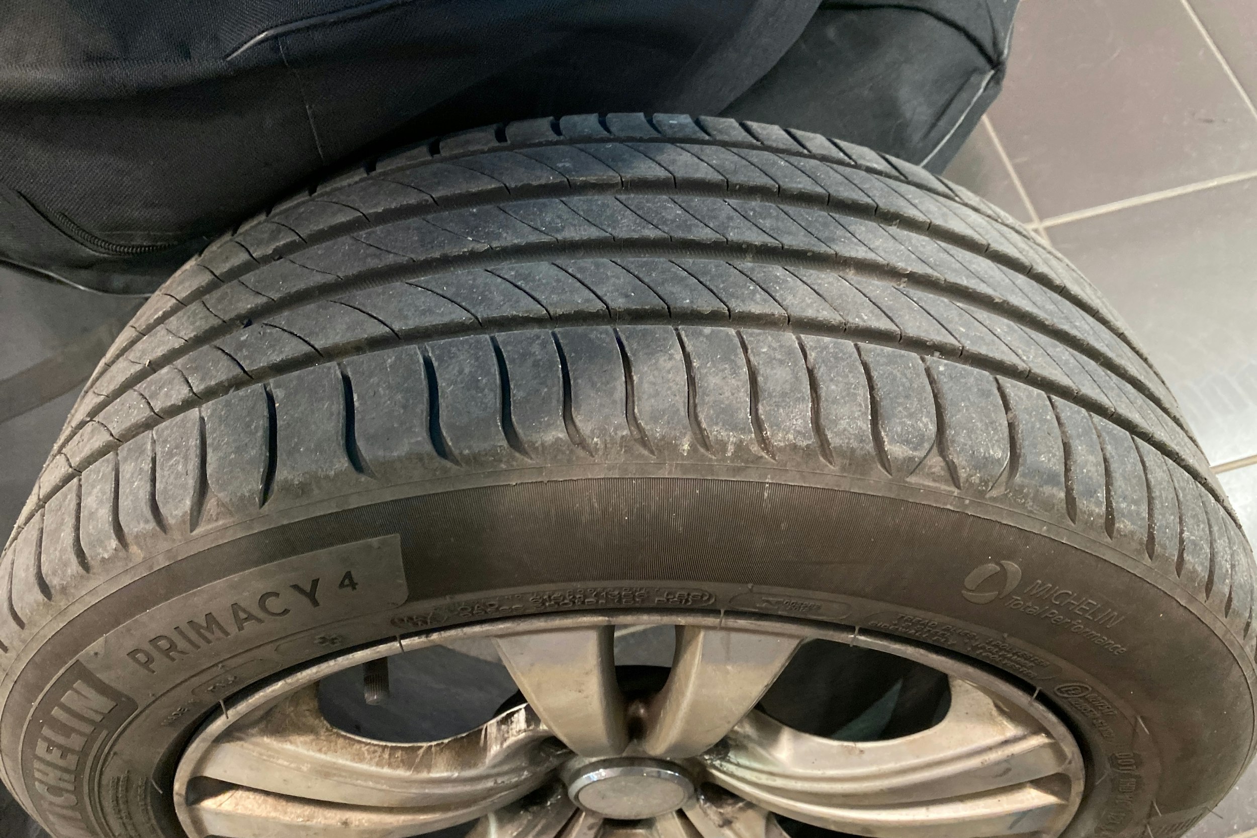 sininen Volkswagen Golf 2009 kuva 21.