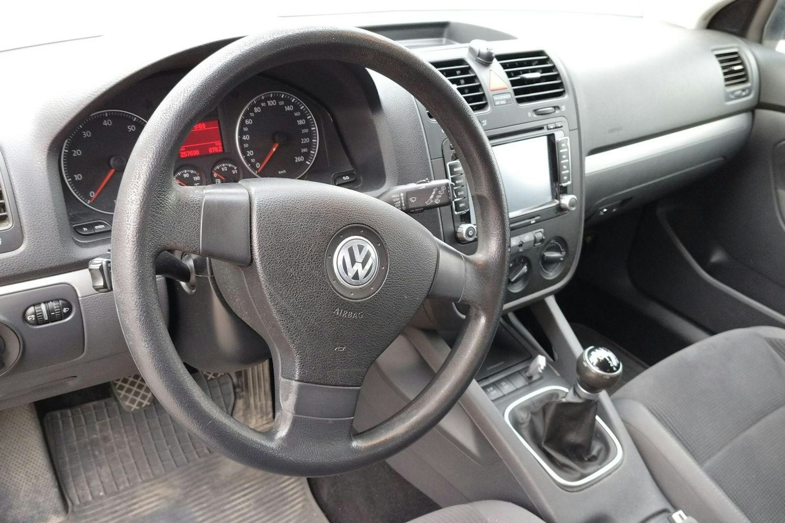 Sininen Volkswagen GOLF 2009 kuva 7.