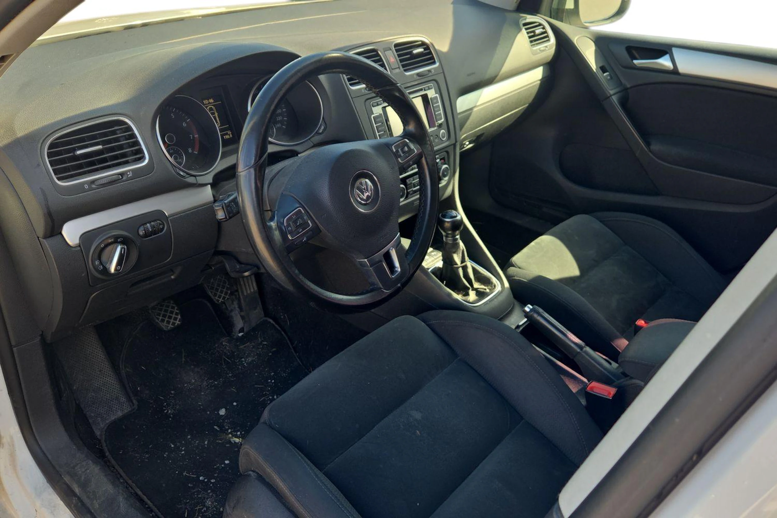 valkoinen Volkswagen Golf 2009 kuva 3.