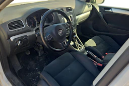 valkoinen Volkswagen Golf 2009 kuva 3.